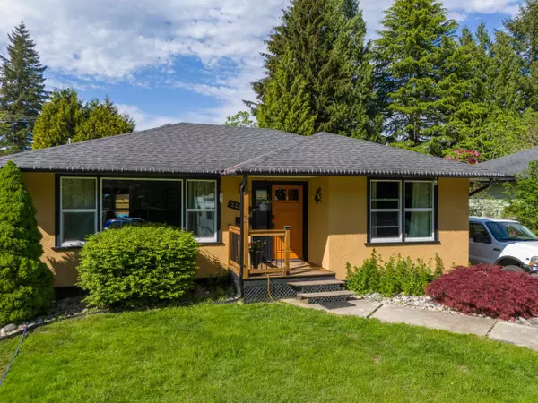 22147 Cliff AVE Maple Ridge, BC V2X 2L4