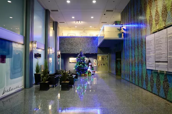 Vancouver, BC V6Z 2R4,970 Burrard ST #200-202