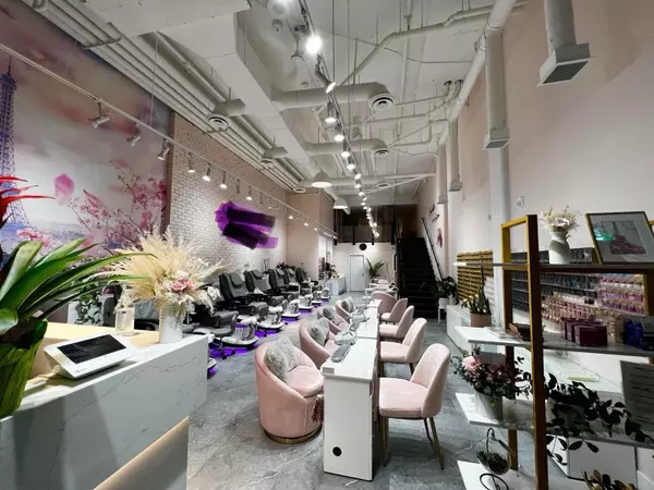 11725 Confidential, Port Moody, BC V0V 0V0