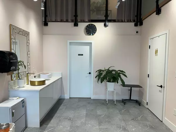 Port Moody, BC V0V 0V0,11725 Confidential