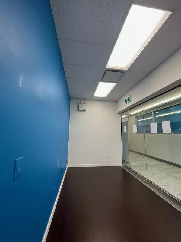 4000 No. 3 RD #3035/3030/3025 Richmond, BC V6X 0J8