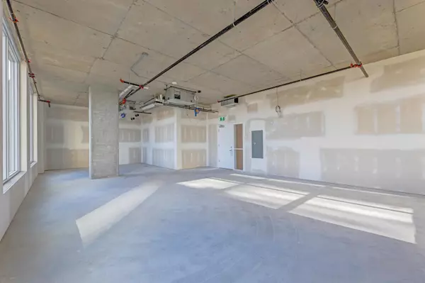 2992 Glen DR #1105 Coquitlam, BC V3B 0A3