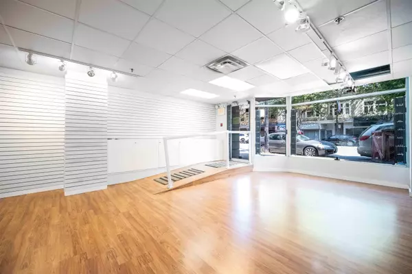 Vancouver, BC V6R 2B3,3424 W Broadway