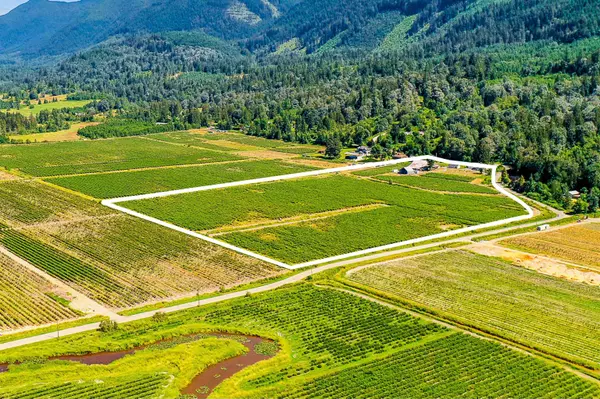 10931 Sylvester RD Mission, BC V2V 0B2