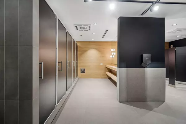 8188 Manitoba ST #414 Vancouver, BC V5X 3A2