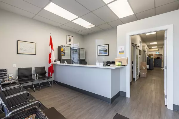 Mission, BC V2V 6C7,32650 Logan AVE #7