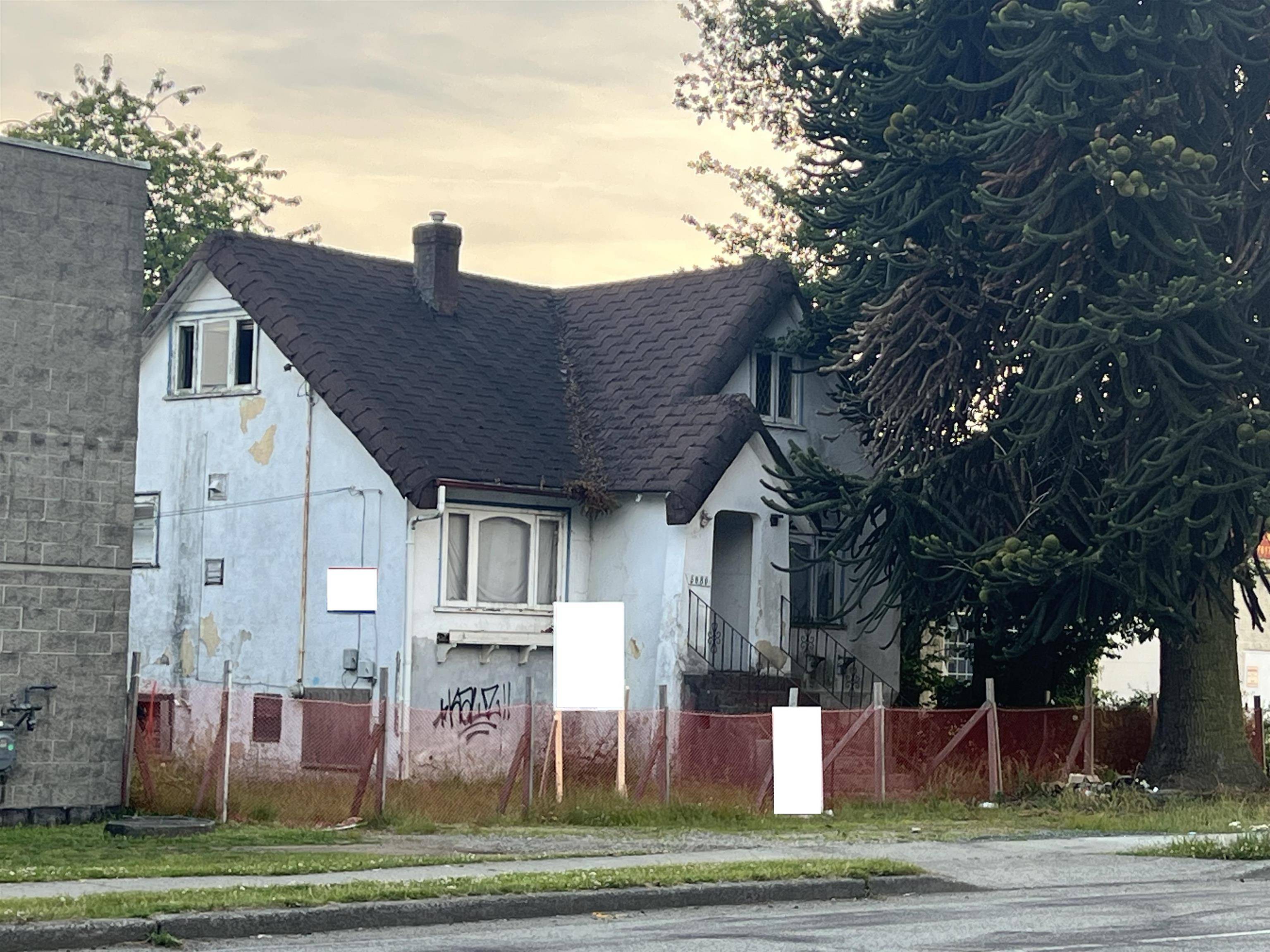 5080 Imperial ST, Burnaby, BC V5J 1C8
