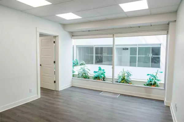 515 W Pender ST #246, Vancouver, BC V6B 6H5