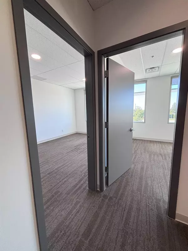 Richmond, BC V6V 0A3,13888 Wireless WAY #209