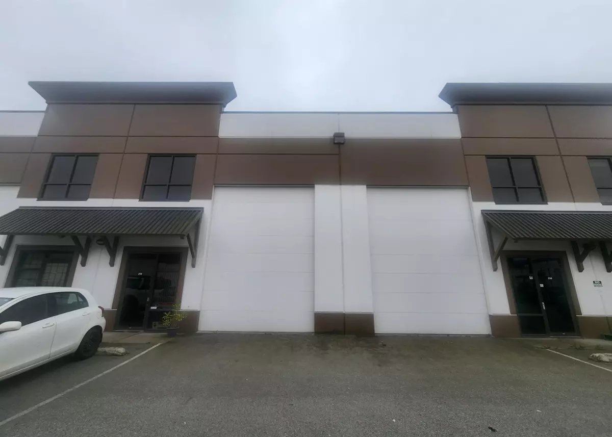 Mission, BC V4S 0A2,7261 River PL #205