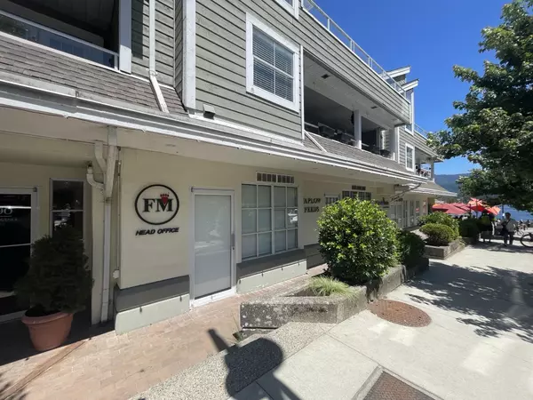 North Vancouver, BC V7G 1L2,4390 Gallant AVE #106C