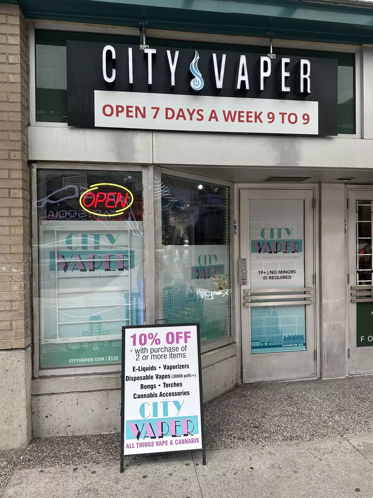 Vancouver, BC V6B 1V5,585 W Pender ST