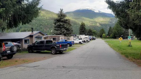 Pemberton, BC V0N 2L2,7617 Pemberton Meadows RD