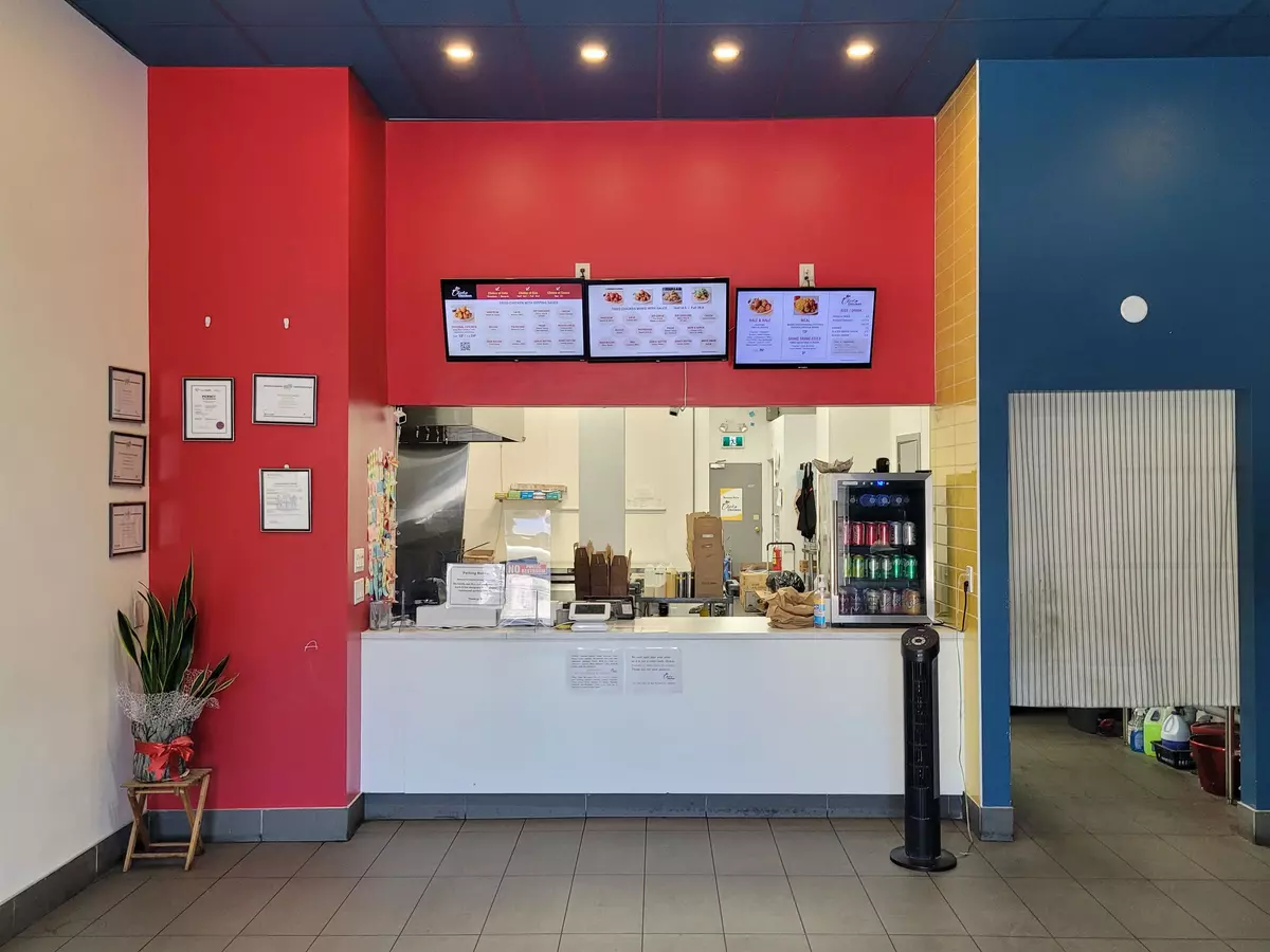 New Westminster, BC V3L 3X5,450 E Columbia ST #103