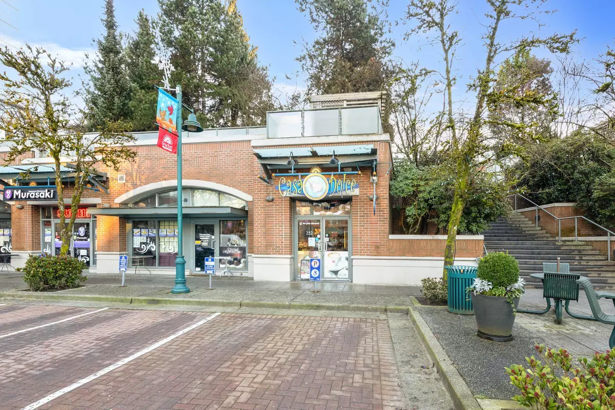 Port Moody, BC V3H 5B9,252 Newport DR