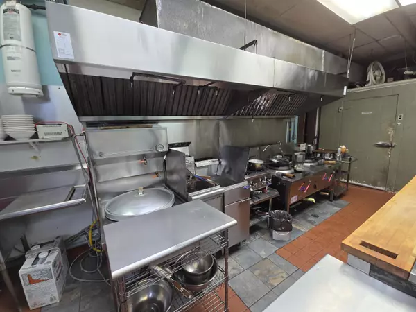 Port Coquitlam, BC V3C 3G3,2573 Shaughnessy ST