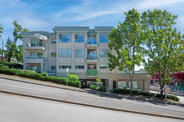 North Vancouver, BC V7P 2N6,11680 Lloyd AVE #1