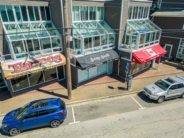 White Rock, BC V4B 1C1,14849 Marine DR