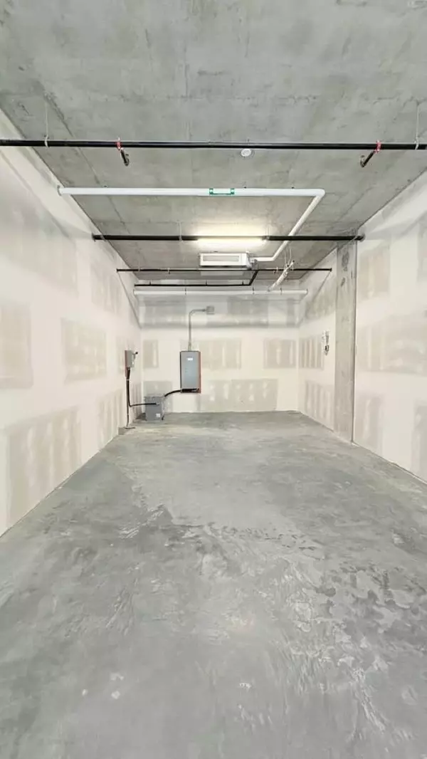 Vancouver, BC V5X 3A2,8188 Manitoba ST #423