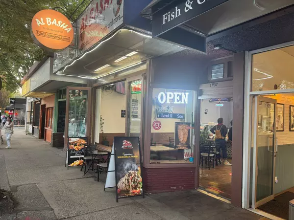 Vancouver, BC V6J 1C8,1937 Cornwall ST