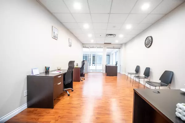 Vancouver, BC V6Z 2R4,970 Burrard ST #241