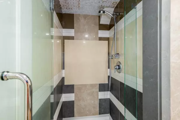 13880 Wireless WAY #232 Richmond, BC V6V 0A3