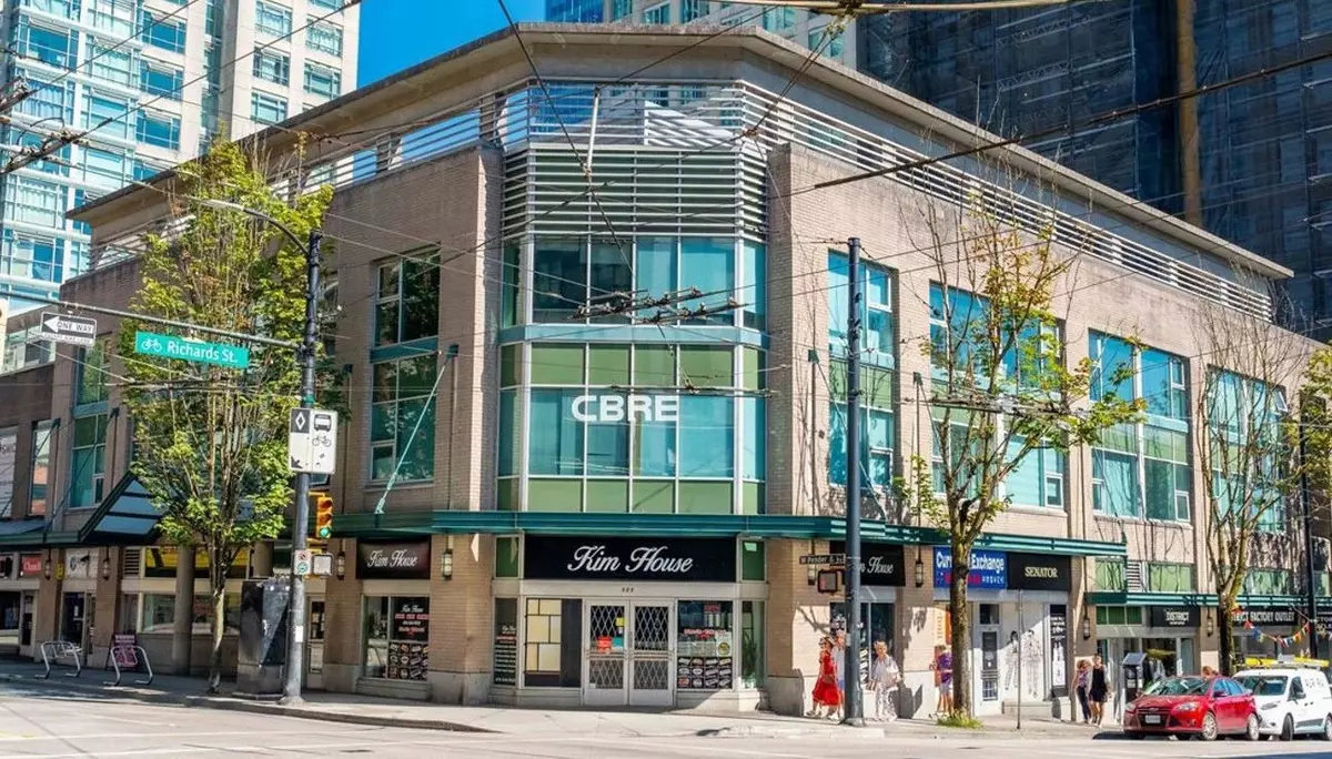 Vancouver, BC V6B 6H5,515 W Pender ST #252