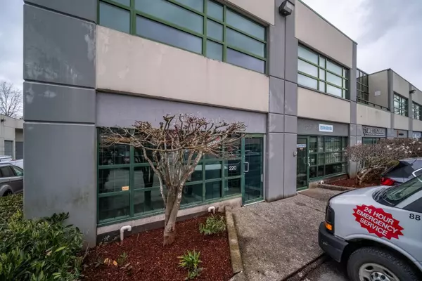 Coquitlam, BC V3K 6V2,17 Fawcett RD #220