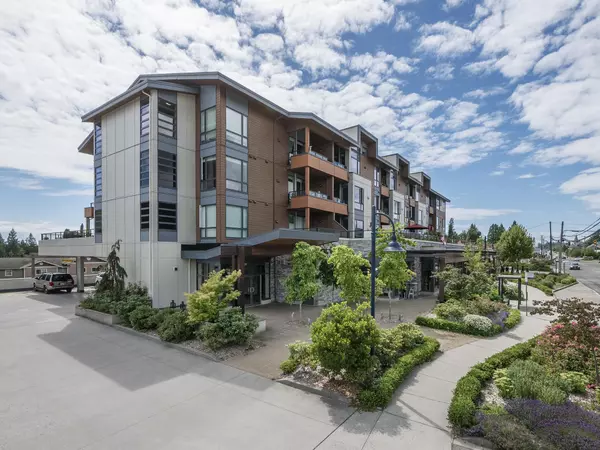 Gibsons, BC V0N 1V8,875 Gibsons WAY #101