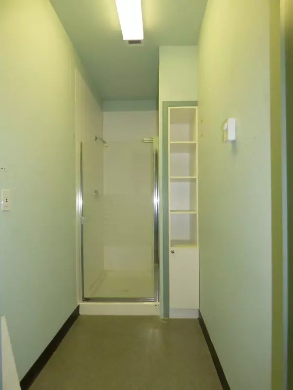 46167 Yale RD #311 Chilliwack, BC V2P 2P2