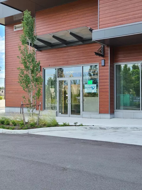 Langley, BC V2Y 3N1,20727 Willoughby Town Center DR #A100