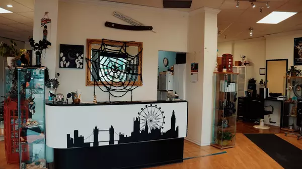 White Rock, BC V4B 5C3,15239 Russell AVE