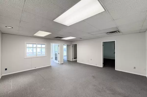 Surrey, BC V3S 1G3,17564 56a AVE #200