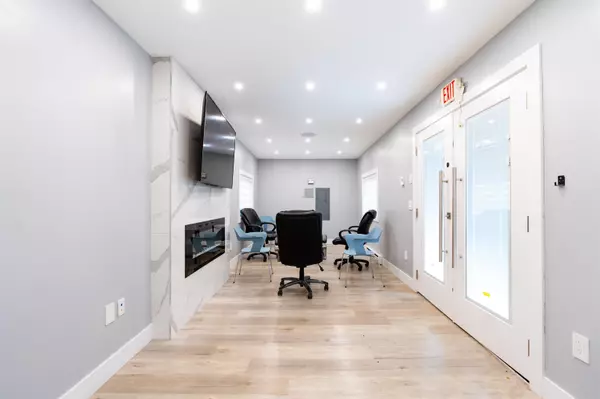 Surrey, BC V3T 2S9,12848 112 AVE