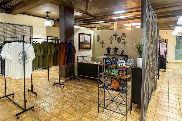 Vancouver, BC V6J 5B8,1855 W 1st AVE #14