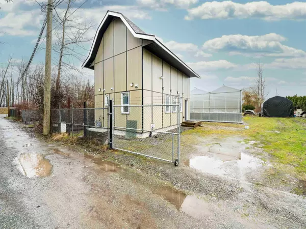 Pitt Meadows, BC V3Y 1Z1,17430 Kennedy RD