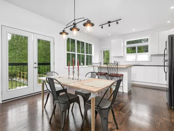 1926 Stonecutter PL Pemberton, BC V0N 2L0