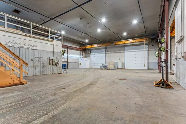 44755 Yale RD Chilliwack, BC V2R 4H3