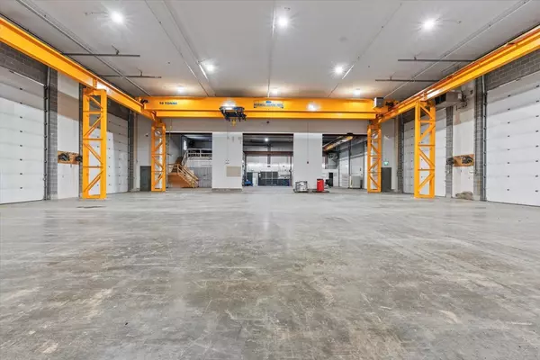 44755 Yale RD Chilliwack, BC V2R 4H3