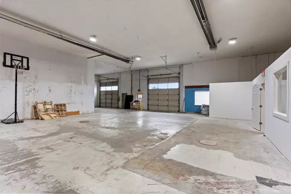 Chilliwack, BC V2P 7X9,8950 Young RD #601 & 604