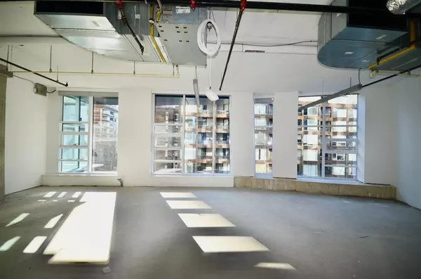 1281 Hornby ST #648 Vancouver, BC V6Z 1W2