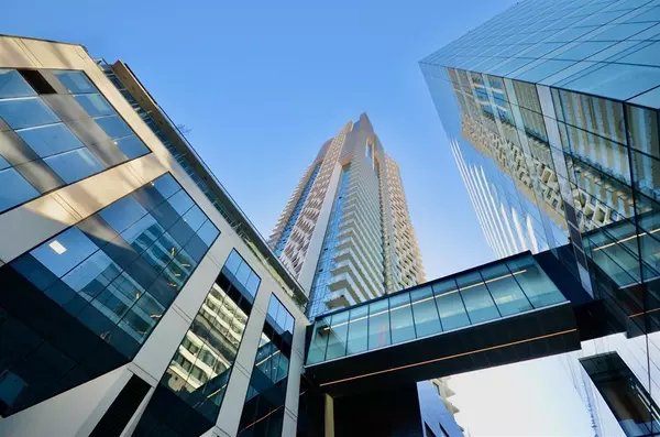 Vancouver, BC V6Z 1W2,1281 Hornby ST #648
