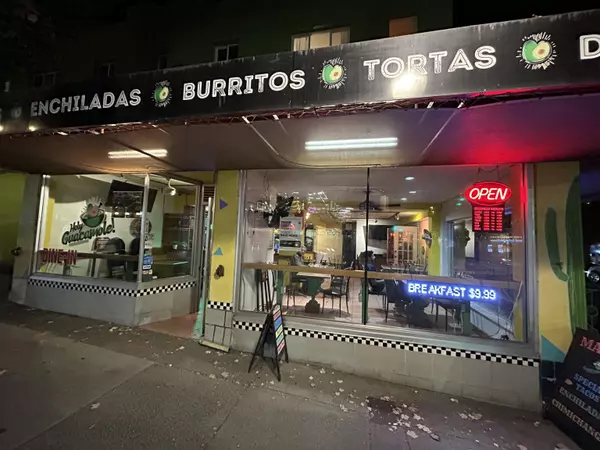 805 Denman ST, Vancouver, BC V6G 2L7