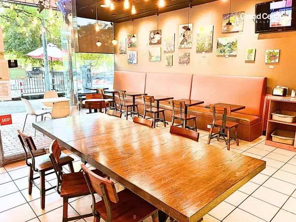 New Westminster, BC V3M 5Z8,619 Belmont ST