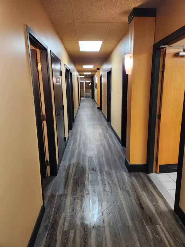 2922 Glen DR #204 Coquitlam, BC N0N 0N0