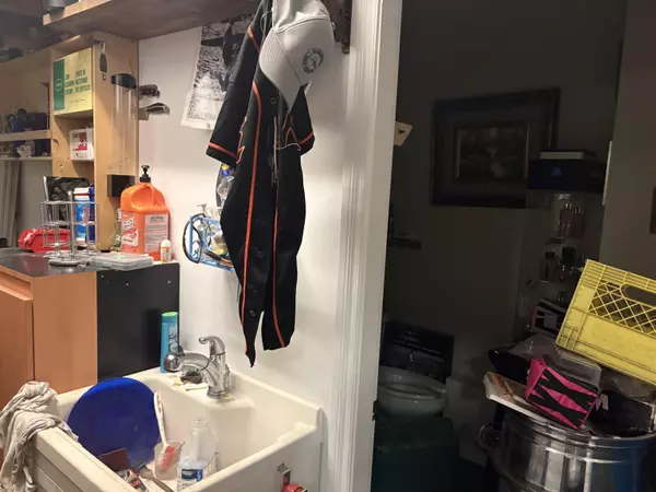 Chilliwack, BC V2P 4N9,8364 Young RD #102