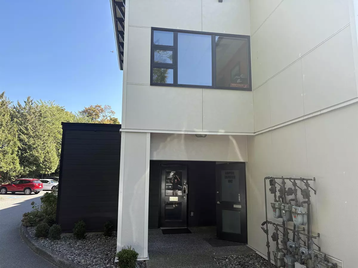 Chilliwack, BC V2P 4N9,8364 Young RD #102