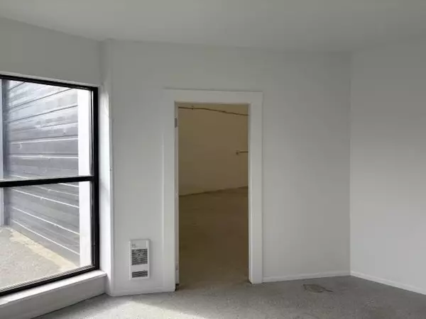 32851 London AVE #6 Mission, BC V2V 6M7