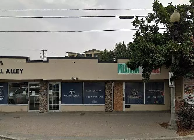 Chilliwack, BC V2P 2P3,46240 Yale RD #1,2,3