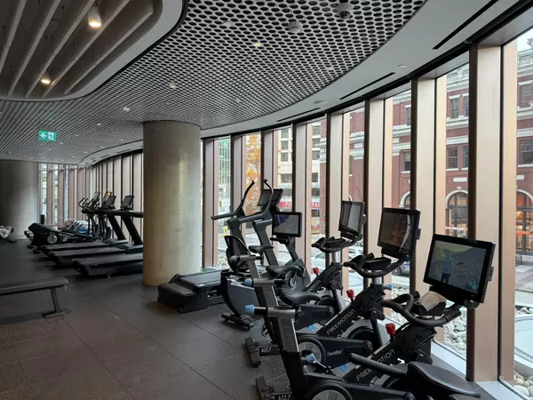 320 Granville ST #350 Vancouver, BC V6C 1S9